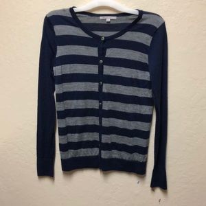 GAP sweater